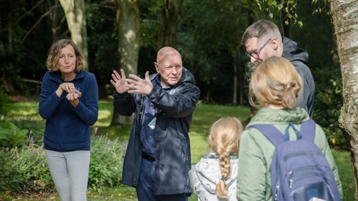 BSL guided tour in Emmetts Garden, Kent